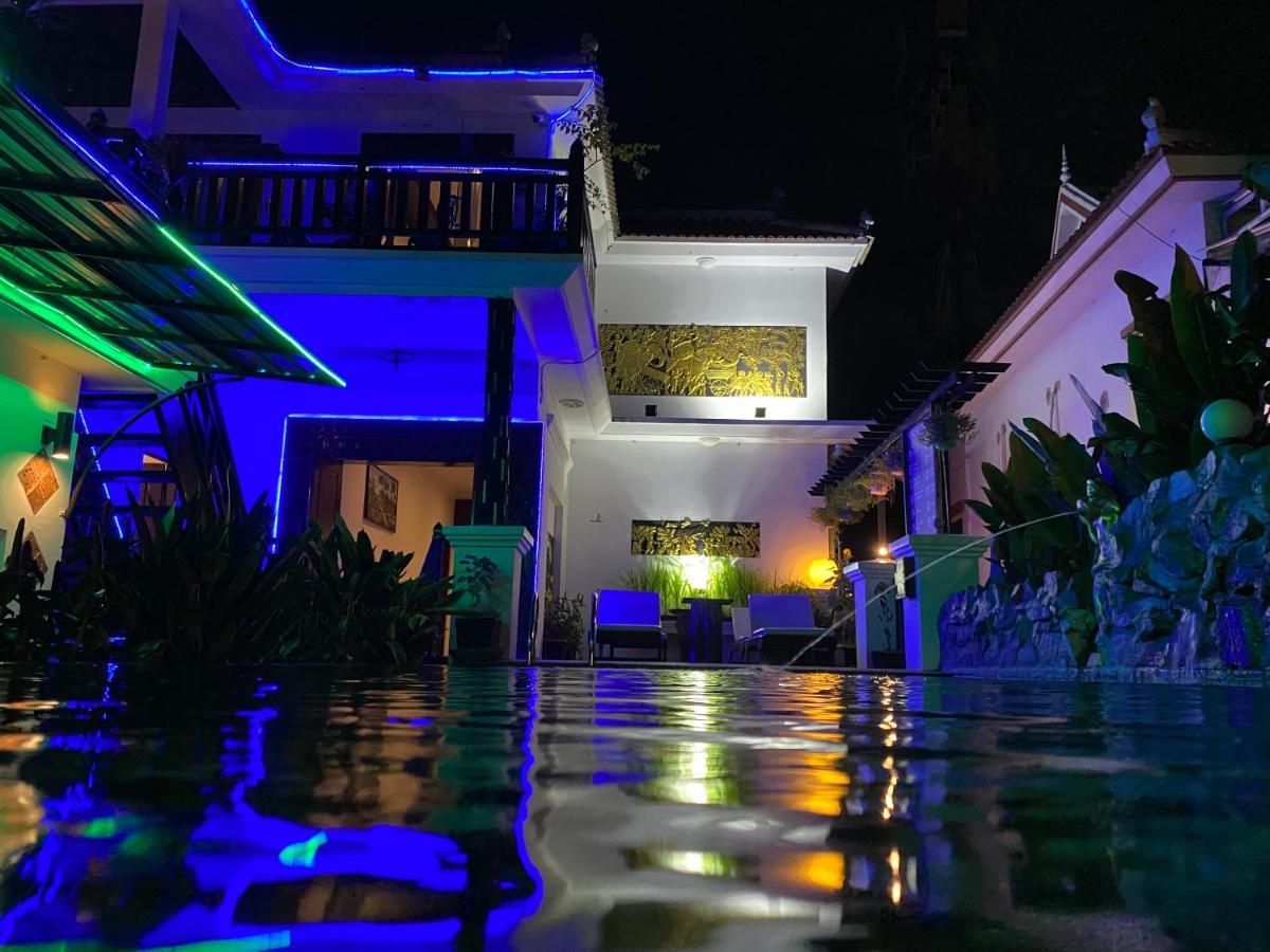 Antonios Villa Hotel Siem Reap Exterior foto