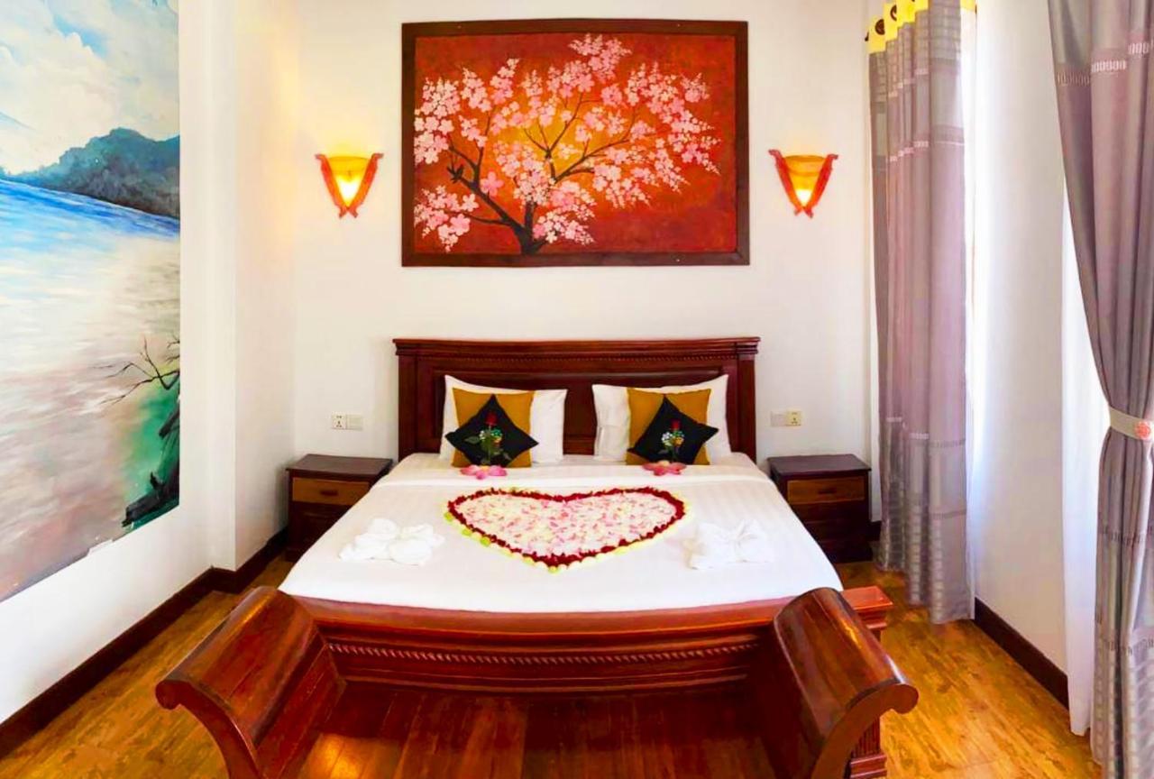 Antonios Villa Hotel Siem Reap Exterior foto