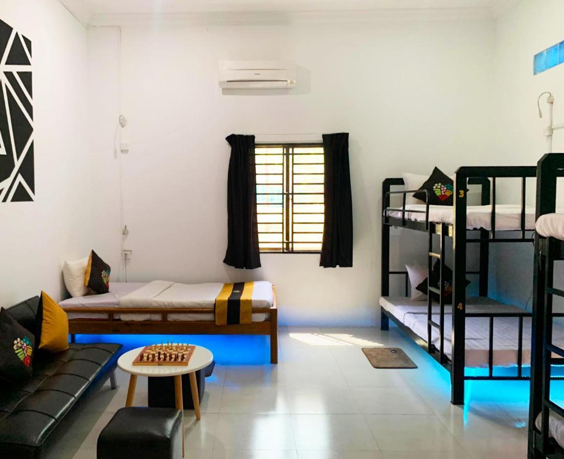 Antonios Villa Hotel Siem Reap Cameră foto